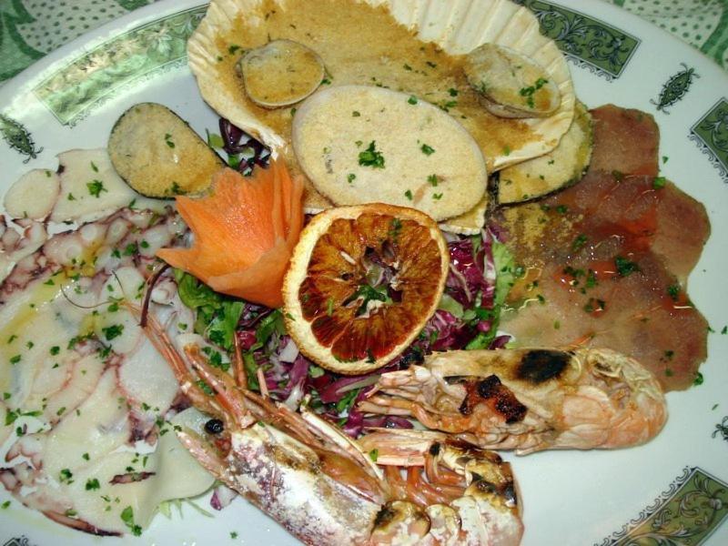马焦雷湖酒店 莱萨 外观 照片